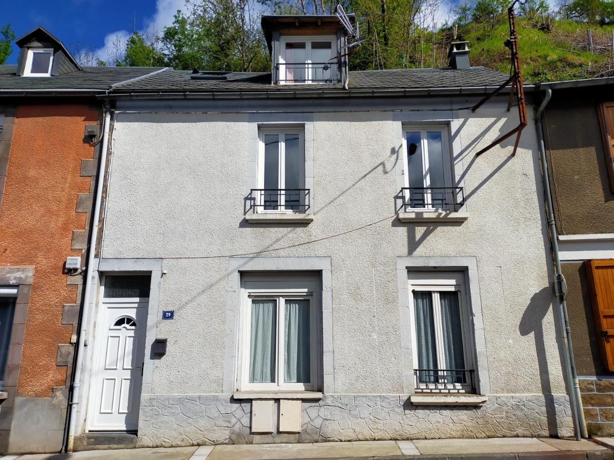 לה בורבול Agreable Appartement De 48 M² En Rdc מראה חיצוני תמונה